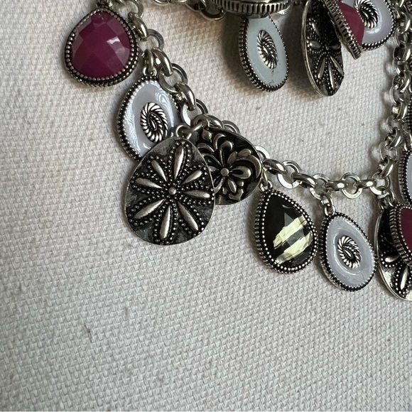 Premier Designs Antiqued Bib Necklace with Ornate Plated and Resin Pieces Purple - Picture 6 of 11